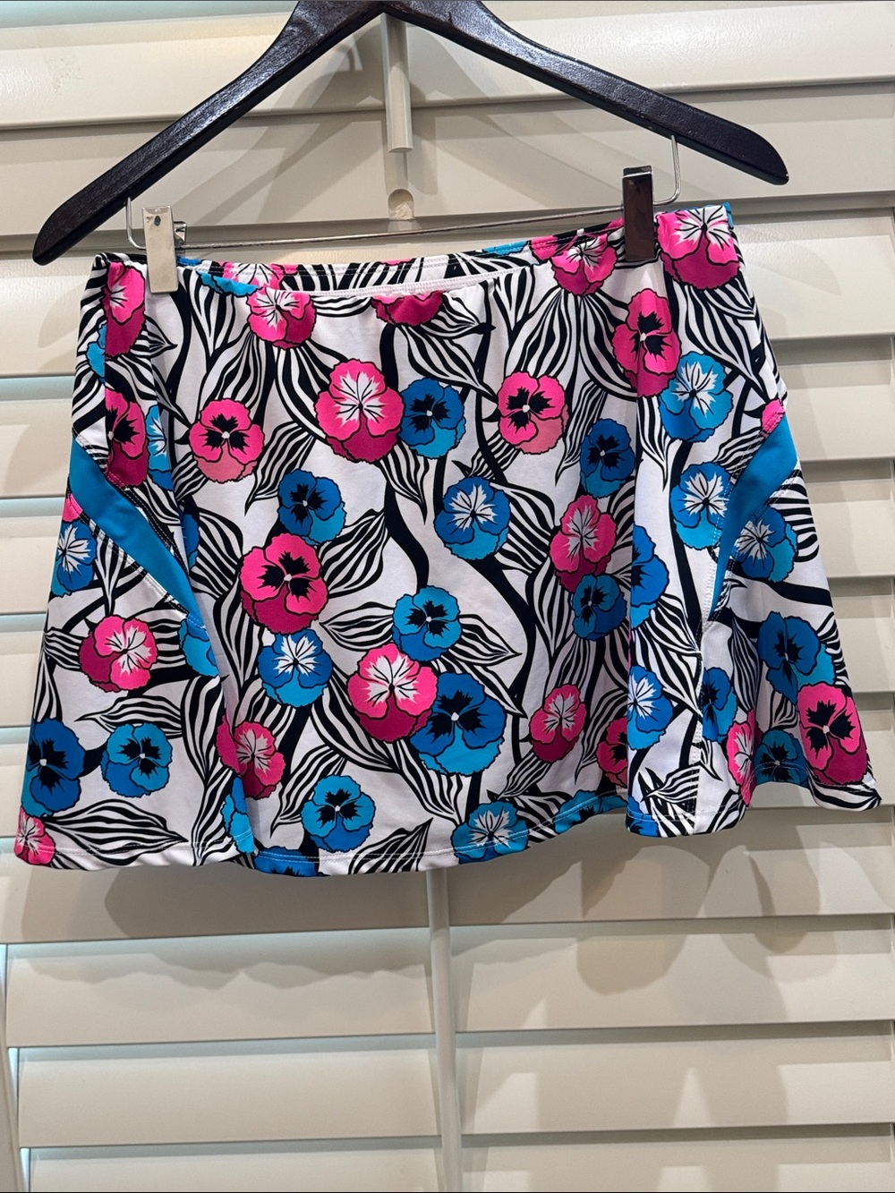 Tail 13” Floral Skort